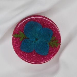 New Pink Glitter Dried Real Blue Flower Phone Grip